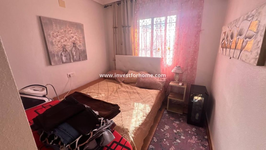 Verkoop - Huis - Orihuela Costa - Los Almendros-la Florida