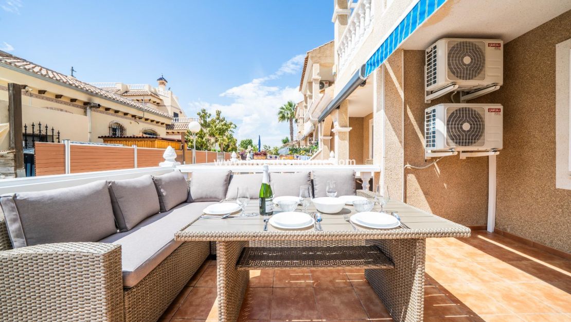 Verkoop - Huis - Orihuela Costa - Los Almendros-la Florida