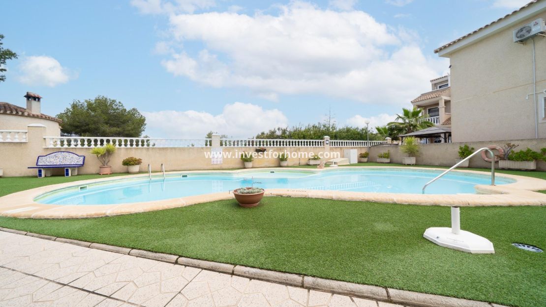 Verkoop - Huis - Orihuela Costa - Los Almendros-la Florida