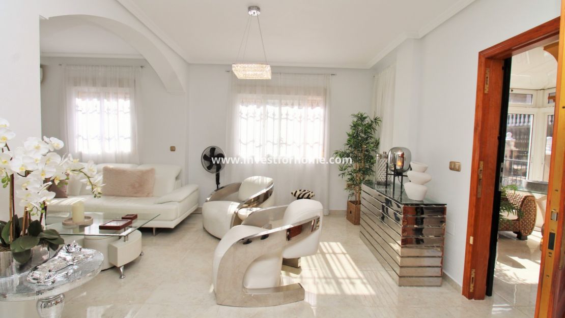 Verkoop - Huis - Orihuela Costa - Villamartín