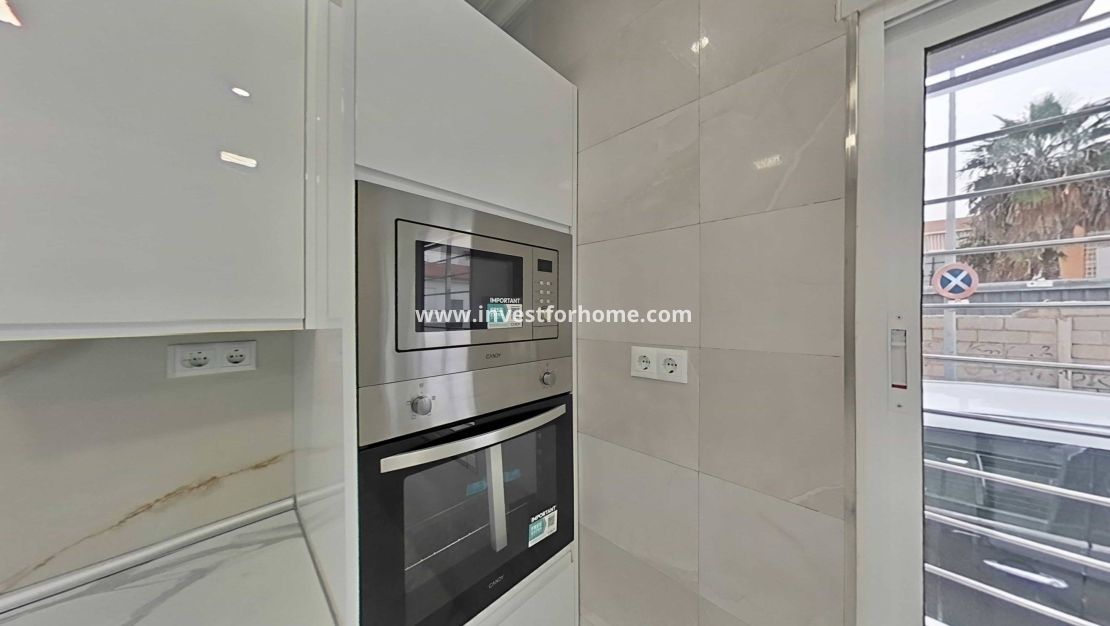 Verkoop - Huis - San Pedro del Pinatar - San Pedro Del Pinatar Centro