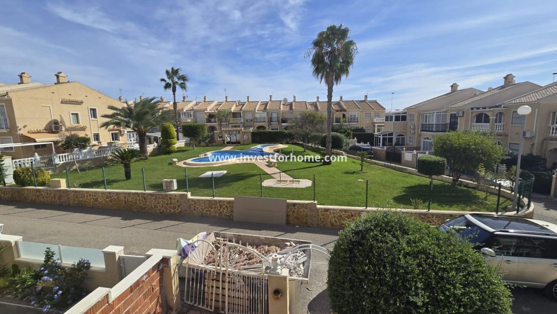 Verkoop - Huis - Torrevieja - aguas nuevas