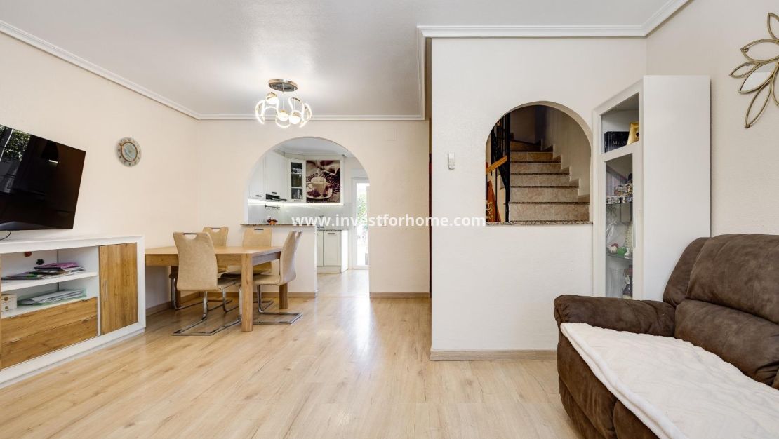 Verkoop - Huis - Torrevieja - aguas nuevas