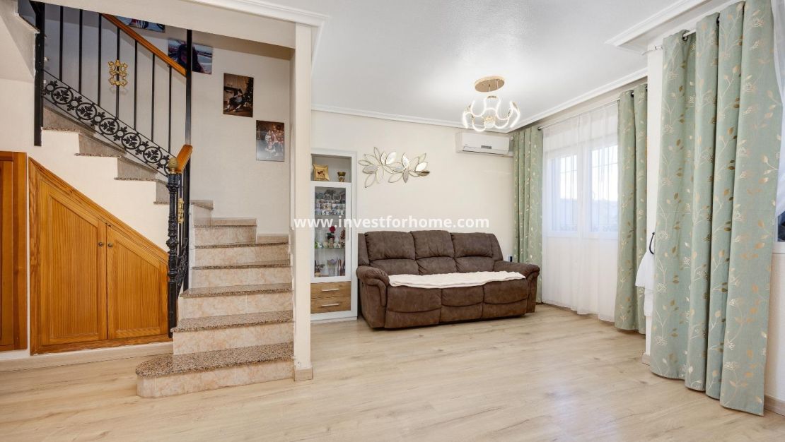 Verkoop - Huis - Torrevieja - aguas nuevas