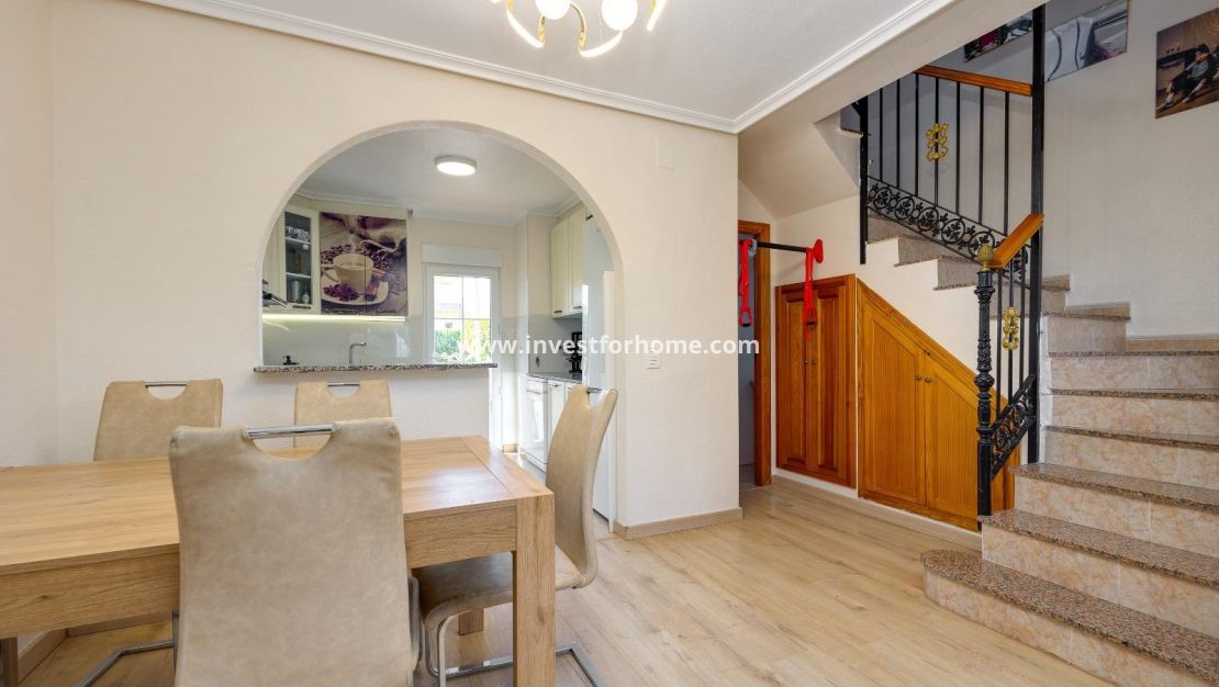 Verkoop - Huis - Torrevieja - aguas nuevas