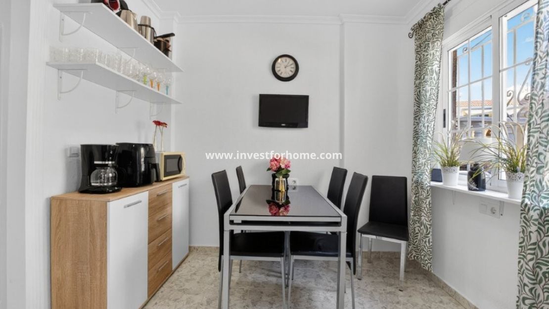 Verkoop - Huis - Torrevieja - aguas nuevas