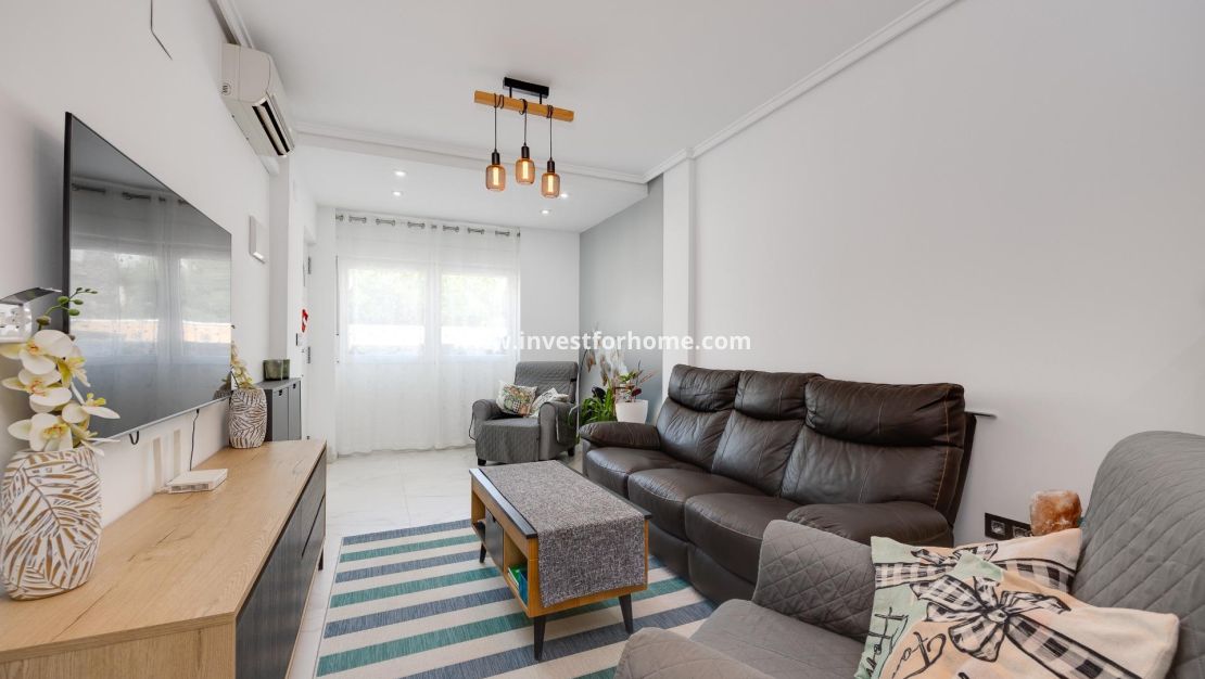 Verkoop - Huis - Torrevieja - aguas nuevas