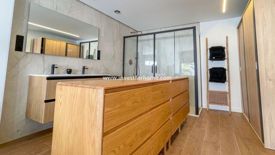 Verkoop - Huis - Torrevieja - Costa Blanca