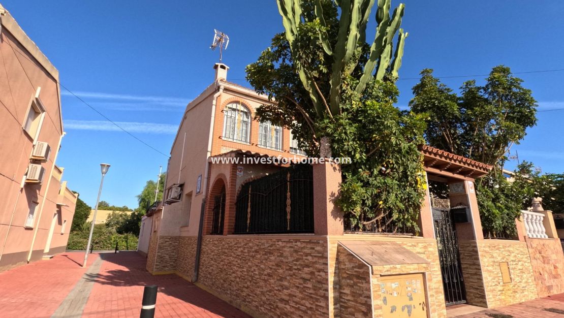 Verkoop - Huis - Torrevieja - El Acequión - Los Náufragos