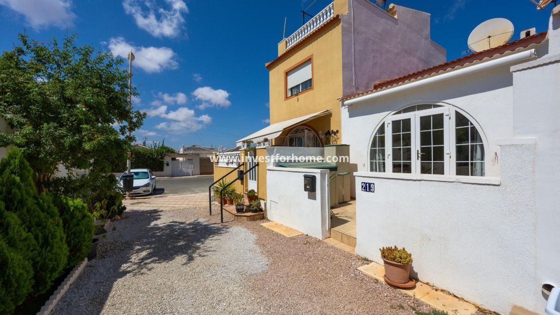 Verkoop - Huis - Torrevieja - La Siesta - El Salado - Torreta
