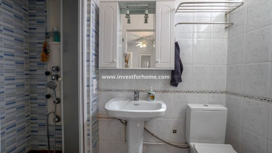 Verkoop - Huis - Torrevieja - Los Frutales/ La Rosaleda