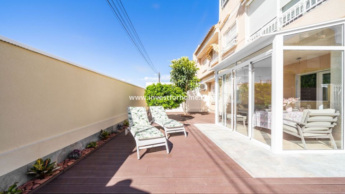 Verkoop - Huis - Torrevieja - Nueva Torrevieja - Aguas Nuevas