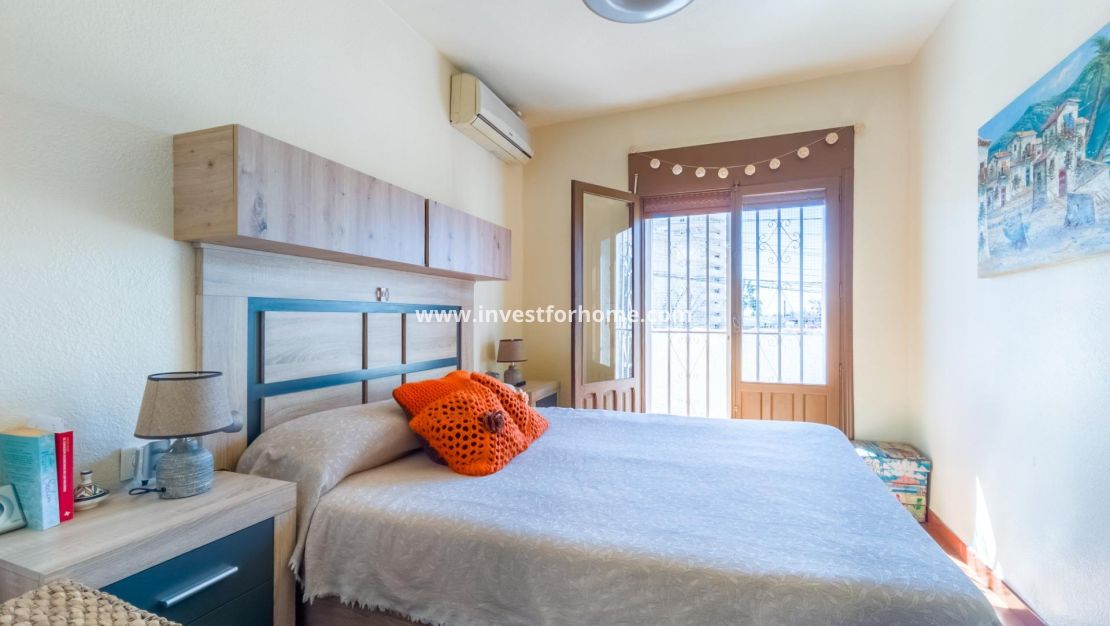 Verkoop - Huis - Torrevieja - Nueva Torrevieja - Aguas Nuevas