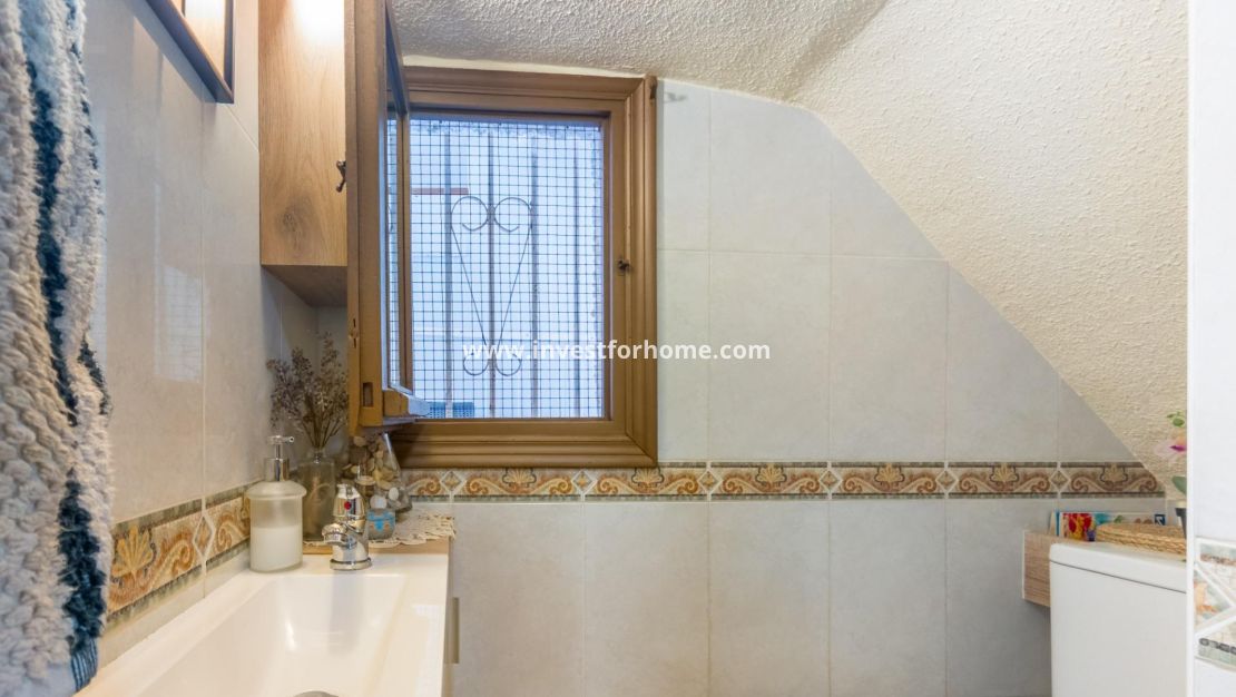 Verkoop - Huis - Torrevieja - Nueva Torrevieja - Aguas Nuevas