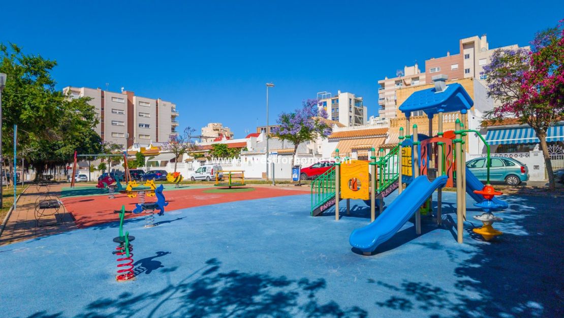 Verkoop - Huis - Torrevieja - Nueva Torrevieja - Aguas Nuevas