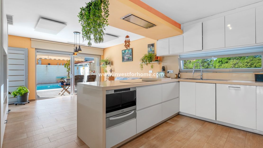 Verkoop - Villa - Benijofar - Costa Blanca