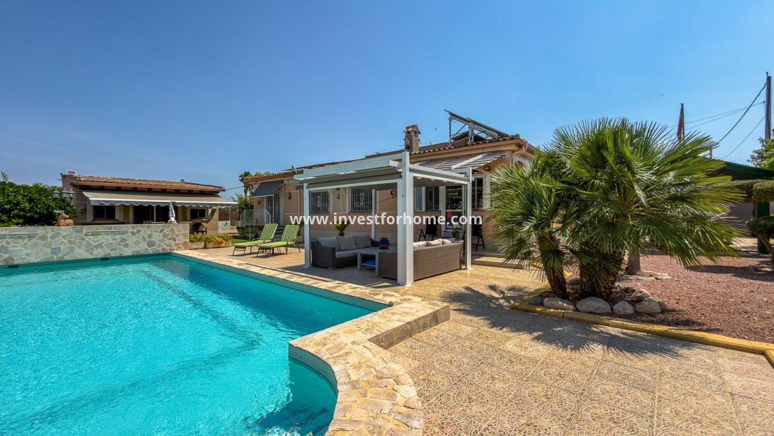Verkoop - Villa - Catral - Costa Blanca