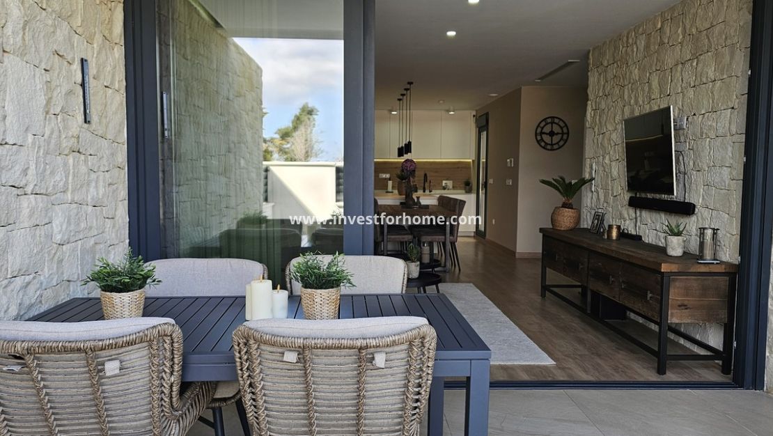 Verkoop - Villa - Dolores - Sector 4