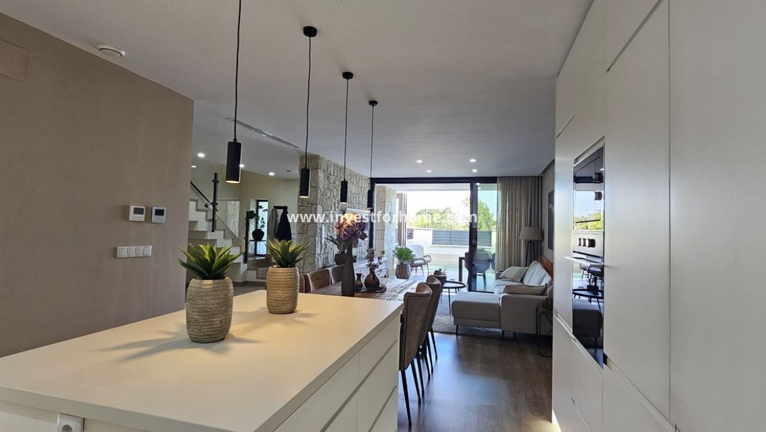 Verkoop - Villa - Dolores - Sector 4