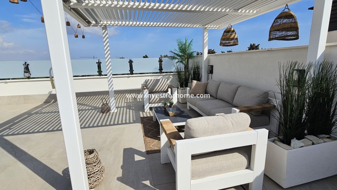 Verkoop - Villa - Dolores - Sector 4