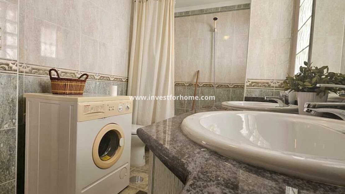 Verkoop - Villa - Guardamar del Segura - Campomar