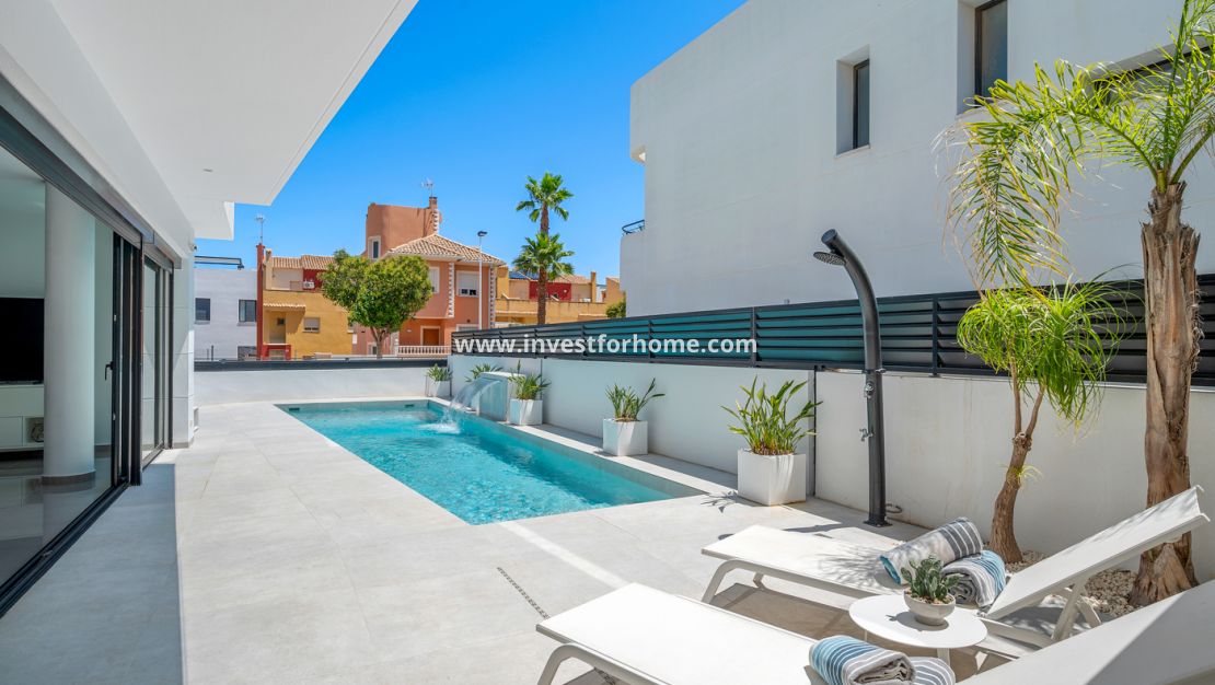 Verkoop - Villa - Guardamar del Segura - Costa Blanca