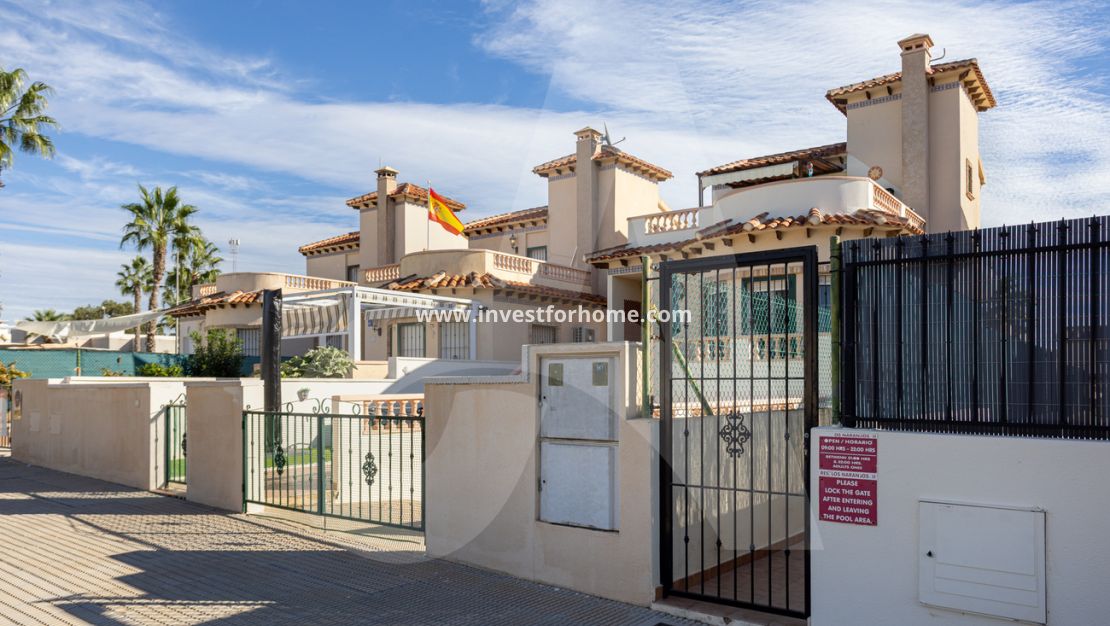 Verkoop - Villa - Guardamar del Segura - El Raso