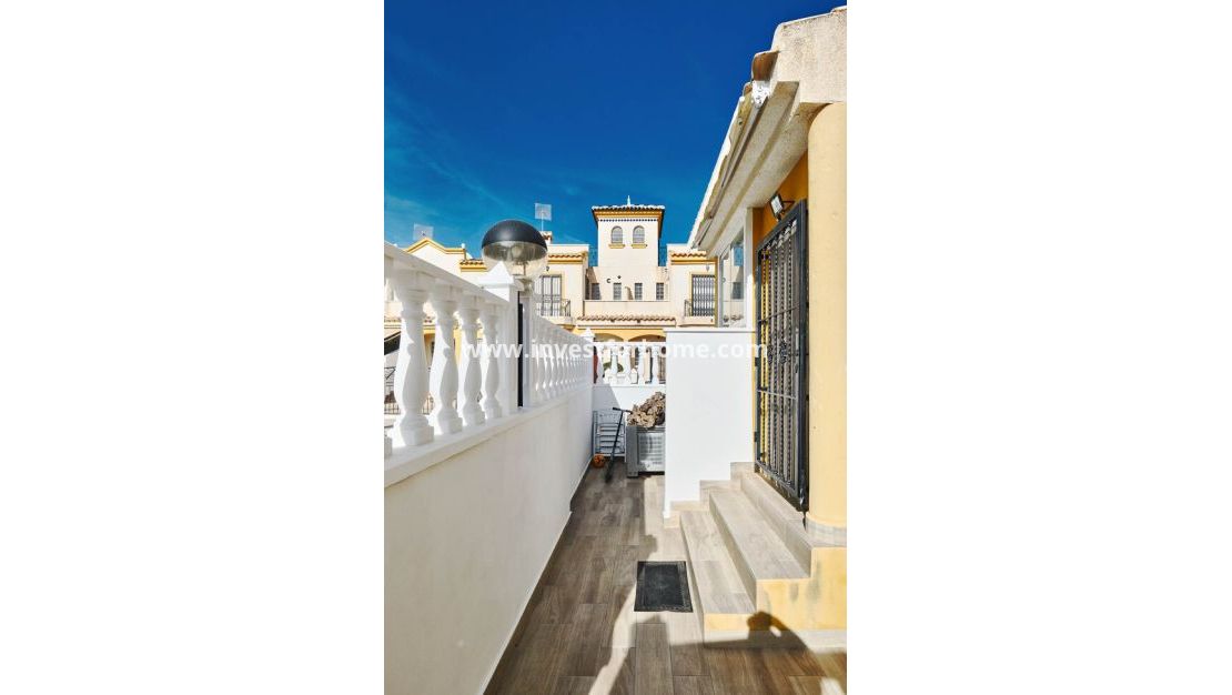 Verkoop - Villa - Guardamar del Segura - El Raso