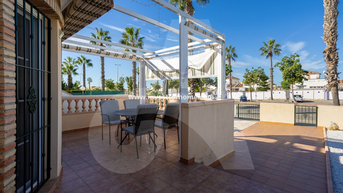 Verkoop - Villa - Guardamar del Segura - El Raso