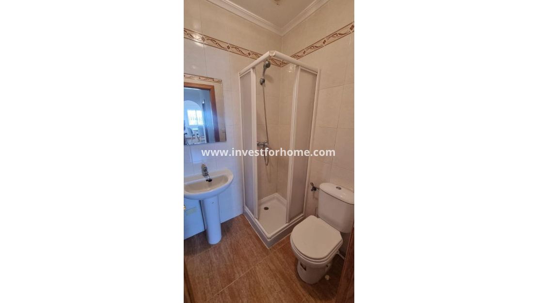 Verkoop - Villa - Guardamar del Segura - Urbanizaciones