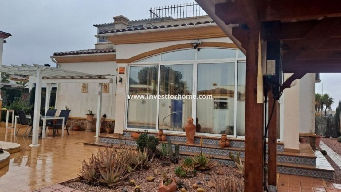 Verkoop - Villa - Hondón de las Nieves - Inland