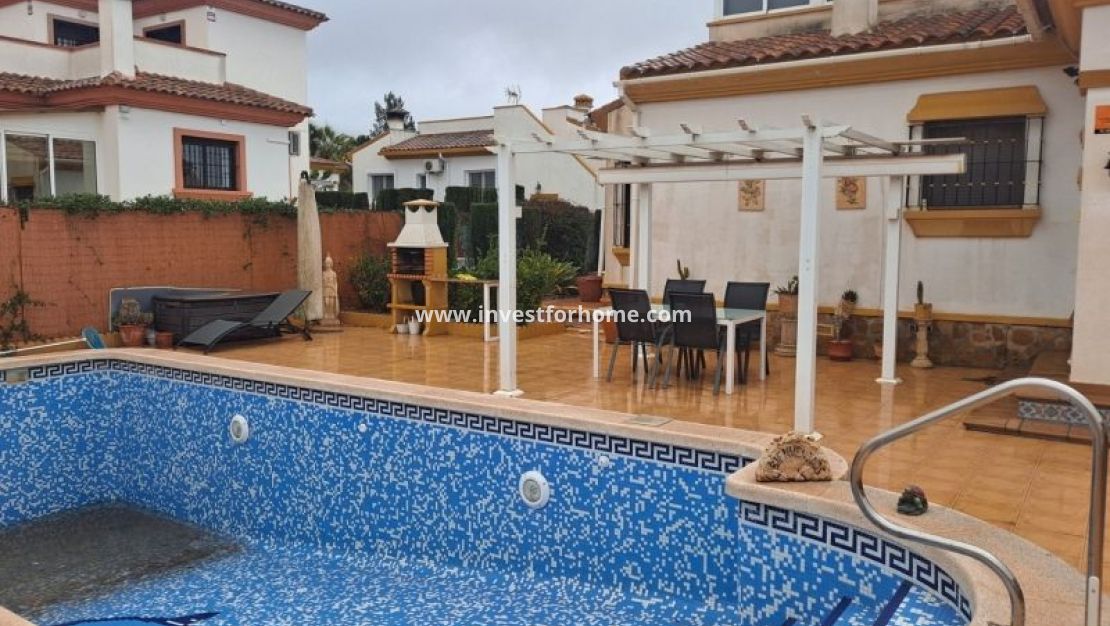 Verkoop - Villa - Hondón de las Nieves - Inland