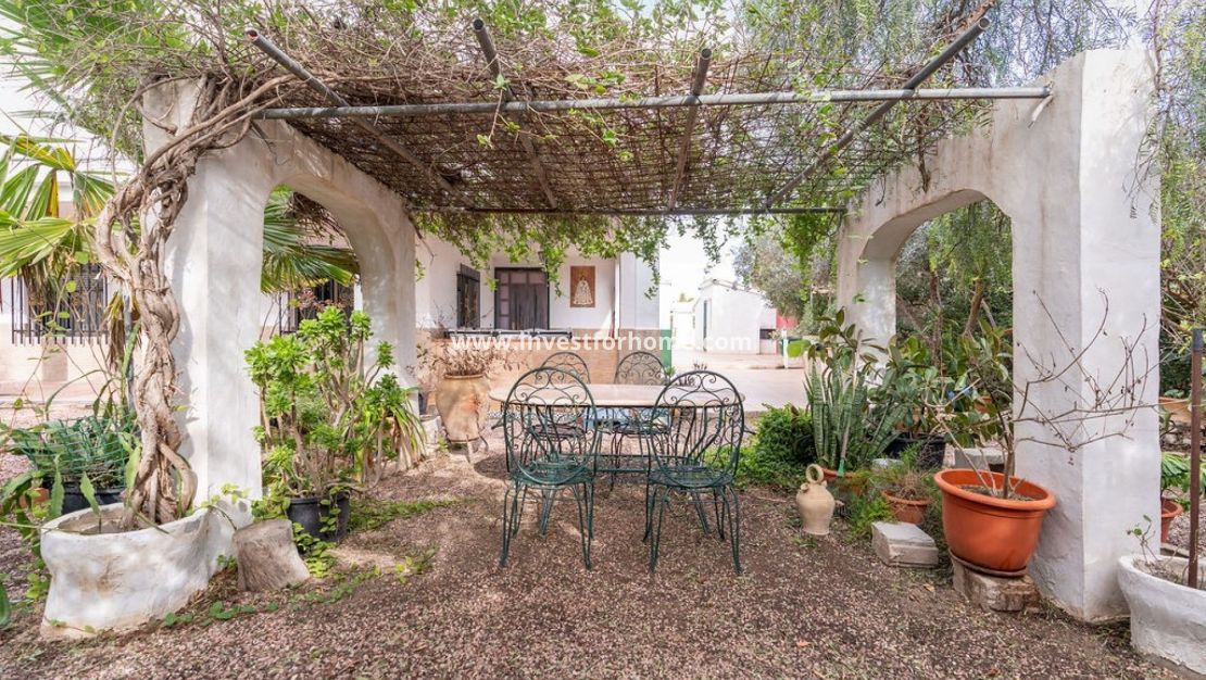 Verkoop - Villa - Hondón de las Nieves - Inland