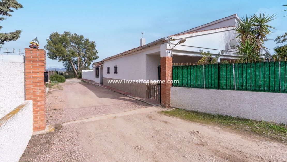 Verkoop - Villa - Hondón de las Nieves - Inland