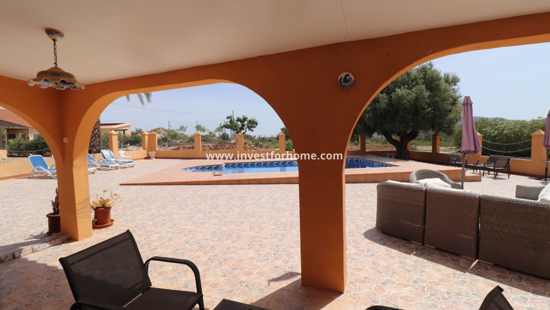 Verkoop - Villa - Hondón de las Nieves - Inland