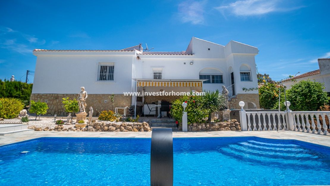 Verkoop - Villa - La Marina - Costa Blanca