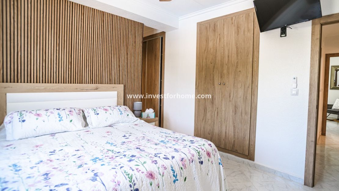 Verkoop - Villa - La Marina - Costa Blanca