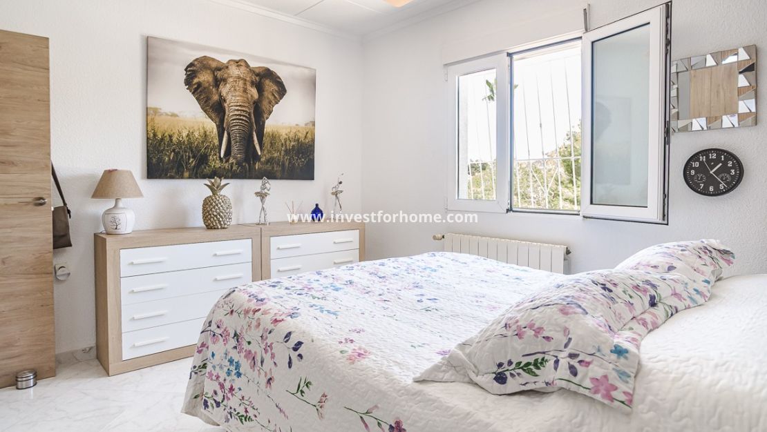 Verkoop - Villa - La Marina - Costa Blanca