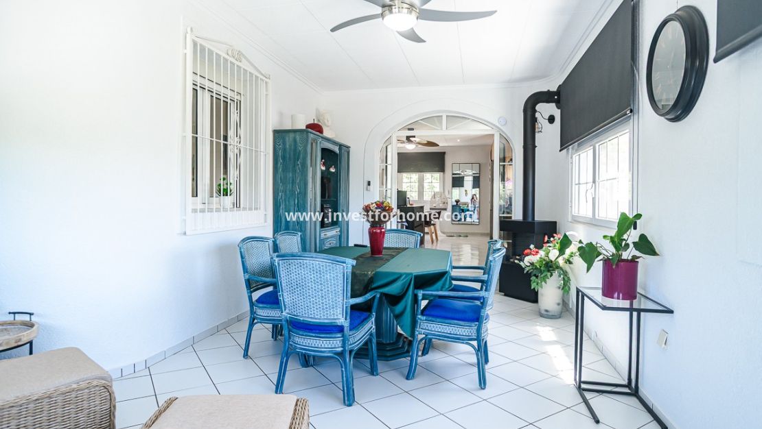 Verkoop - Villa - La Marina - Costa Blanca