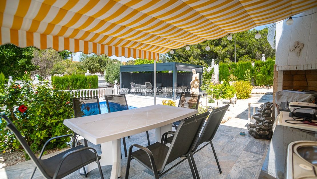 Verkoop - Villa - La Marina - Costa Blanca