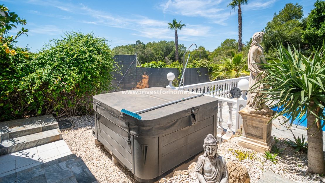 Verkoop - Villa - La Marina - Costa Blanca