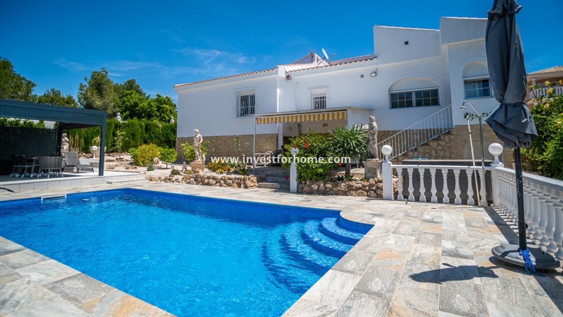 Verkoop - Villa - La Marina - Costa Blanca