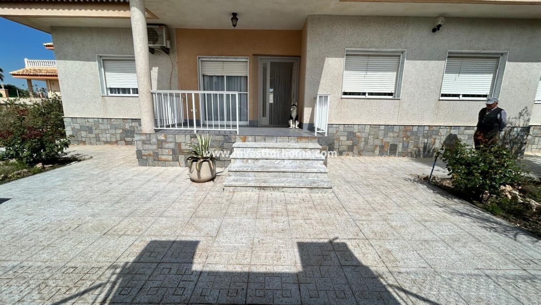 Verkoop - Villa - Los Alcázares - Las Lomas Del Rame-bahía Bella