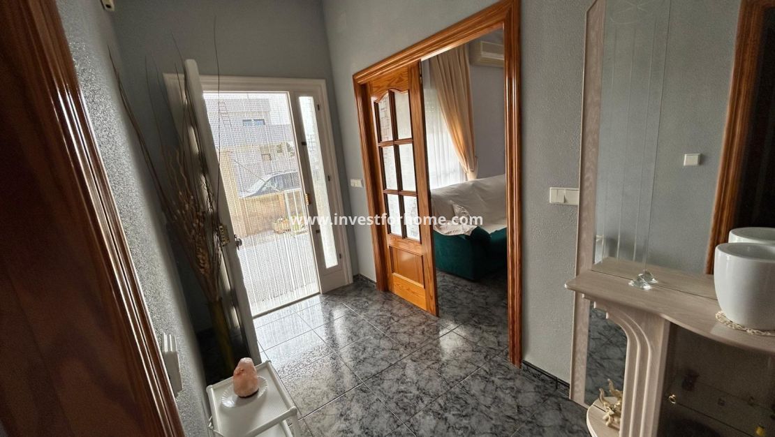 Verkoop - Villa - Los Alcázares - Las Lomas Del Rame-bahía Bella