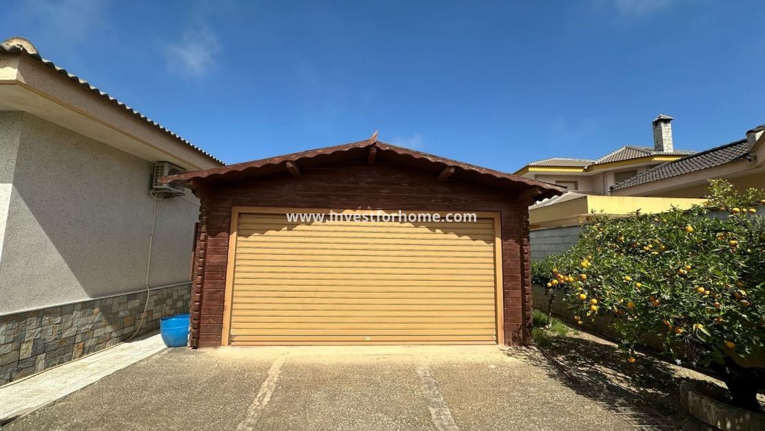 Verkoop - Villa - Los Alcázares - Las Lomas Del Rame-bahía Bella