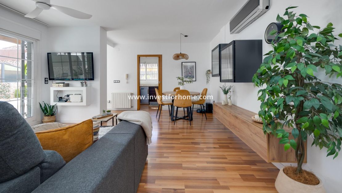 Verkoop - Villa - Los Montesinos - La Herrada