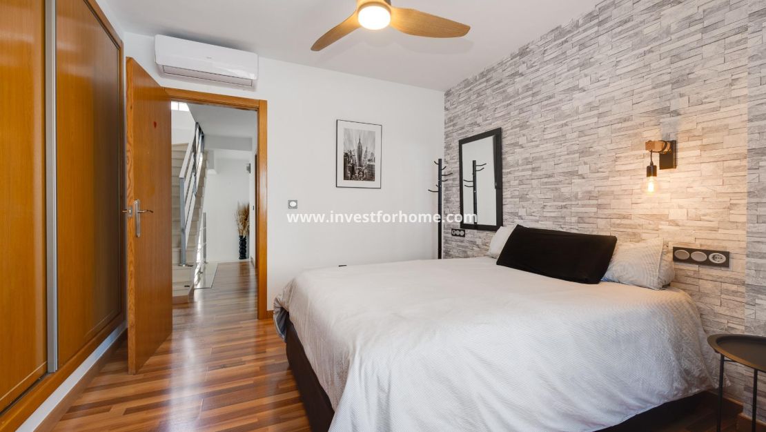 Verkoop - Villa - Los Montesinos - La Herrada