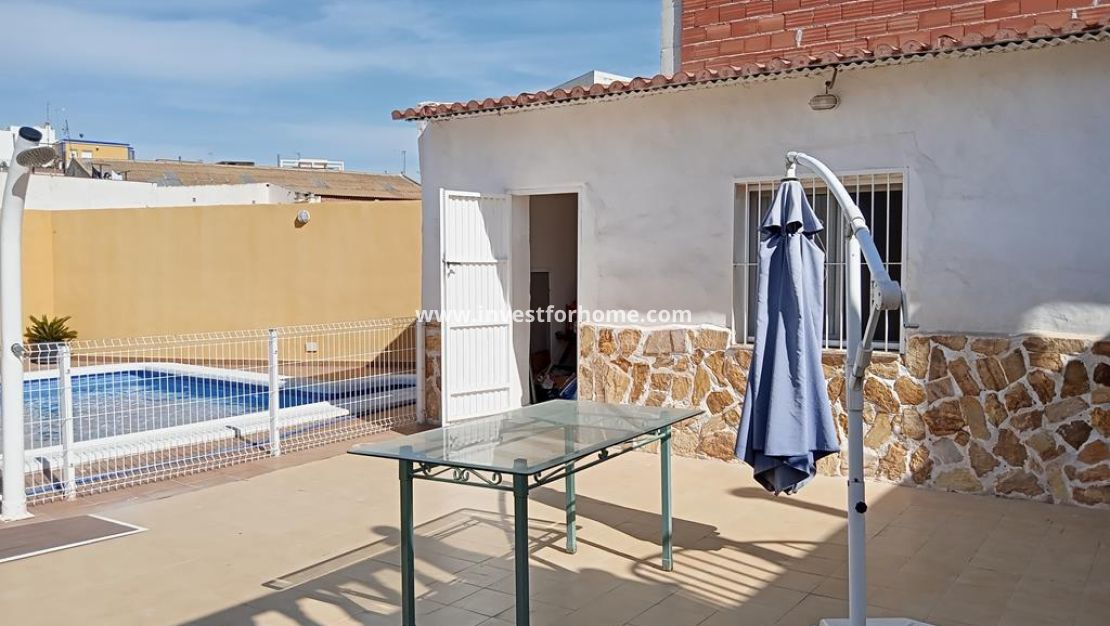Verkoop - Villa - Los Montesinos - PUEBLO CENTRO