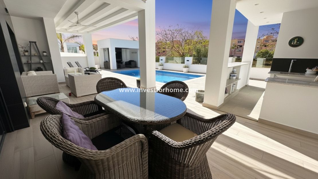 Verkoop - Villa - Mar Menor Golf Resort - Inland