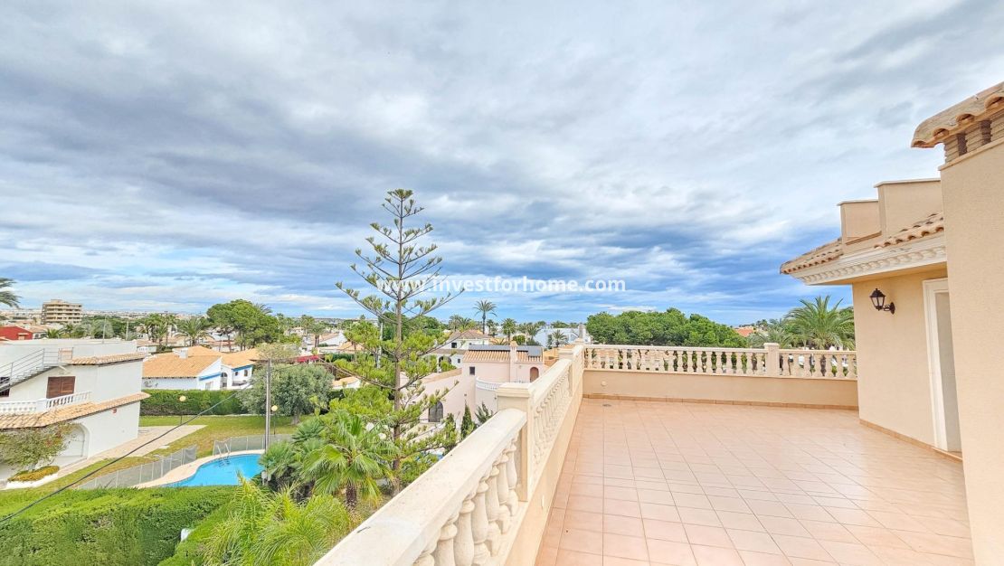 Verkoop - Villa - Orihuela Costa - Cabo Roig